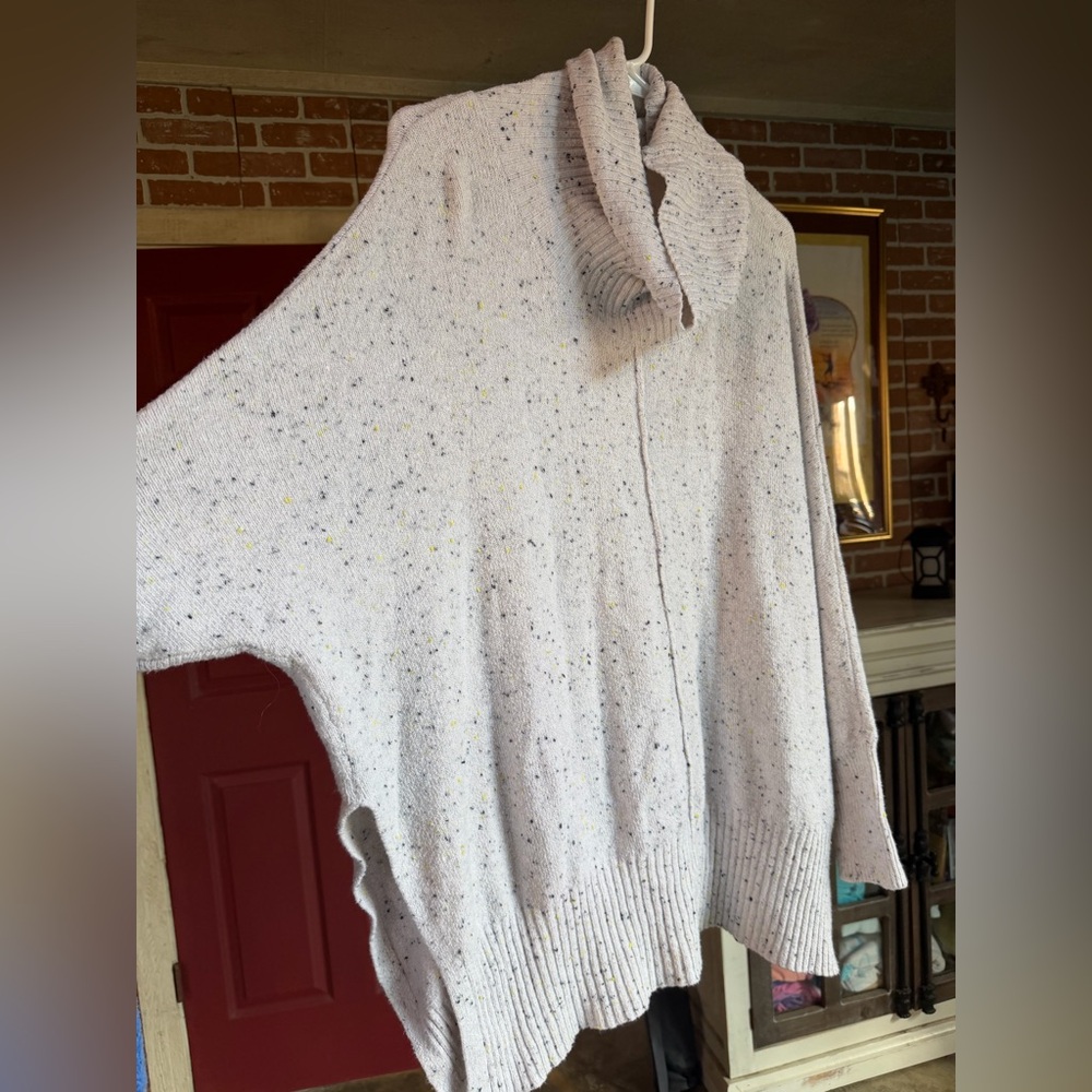 Jessica Simpson Medium Cowl neck sweater w/ large slits